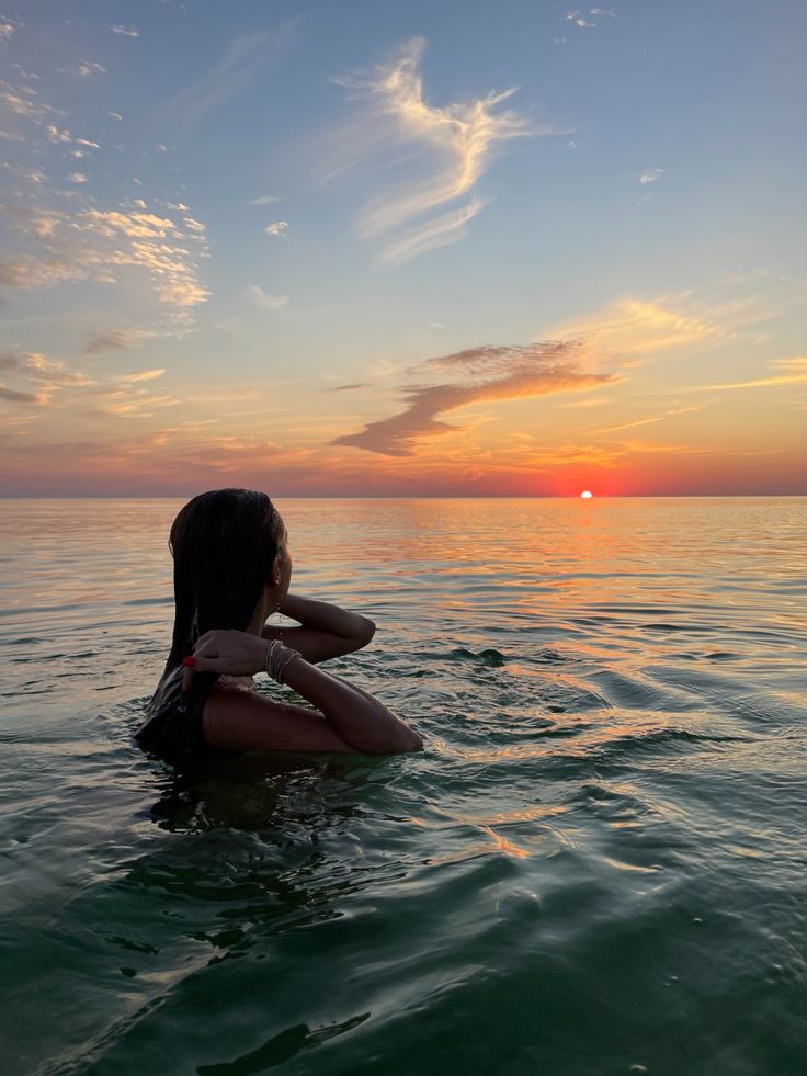SUNSET+CORAL REEF+BIOLUMINESCENT experience