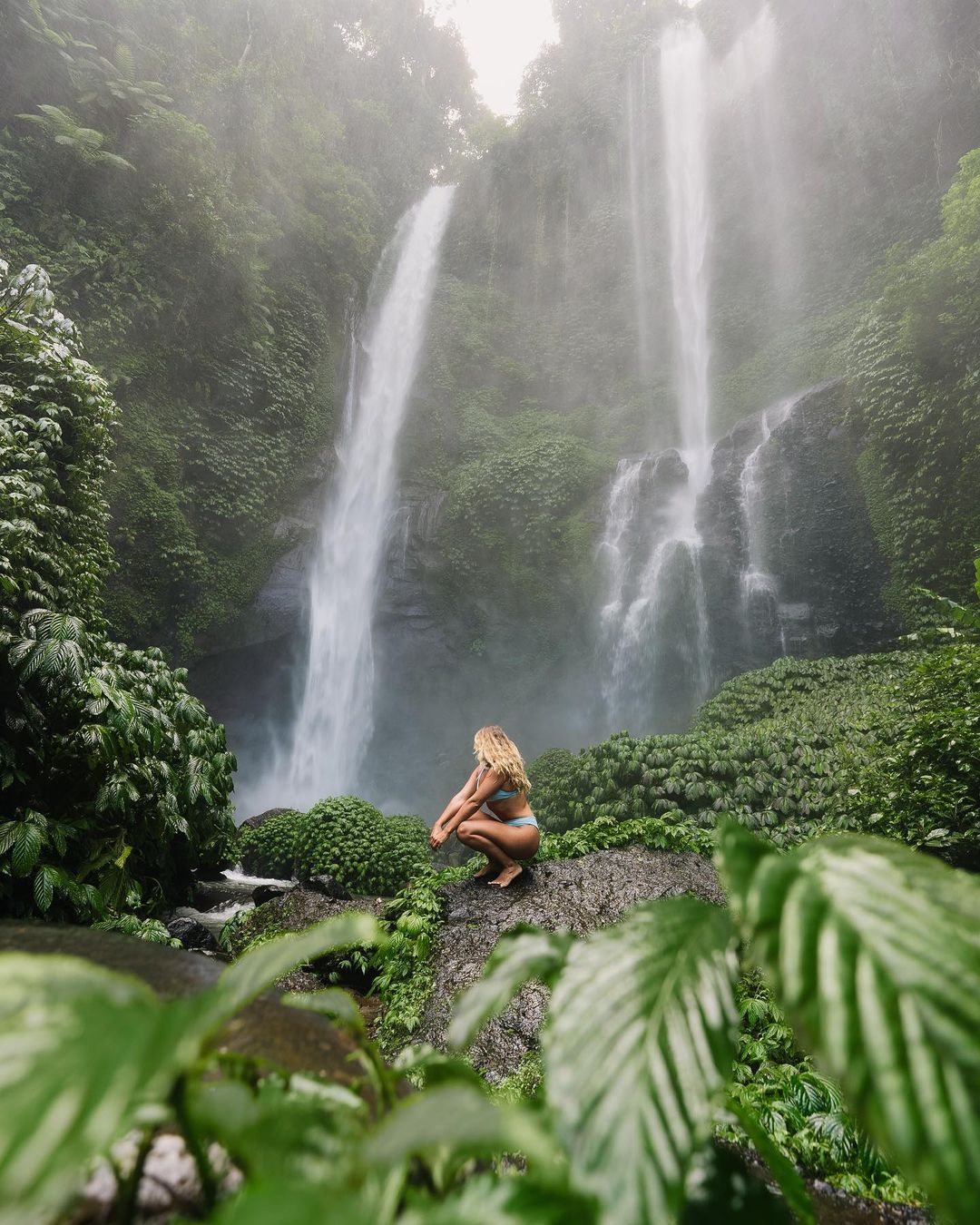 DOLPHINS+WATERFALLS+TEMPLE experience