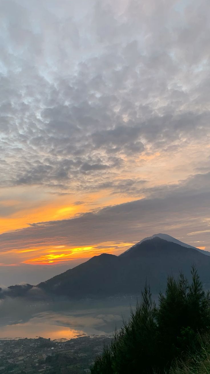 VOLCANO Trekking experience